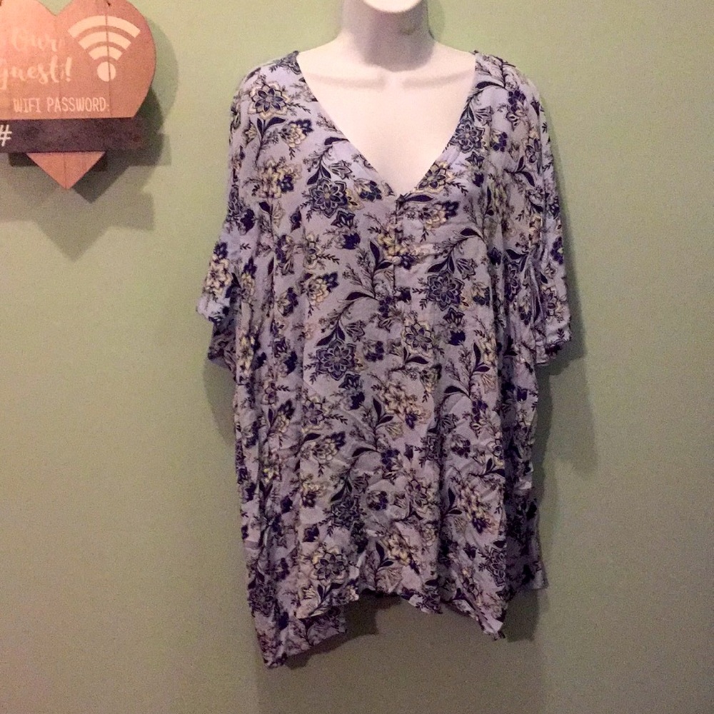 NEW LANE BRYANT TOP SIZE 24